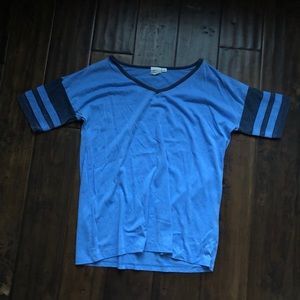 blue short sleeve vneck